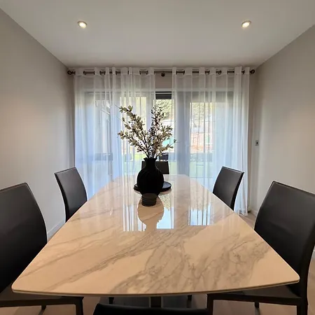 The Ironworks Apartment, 3 Bed *