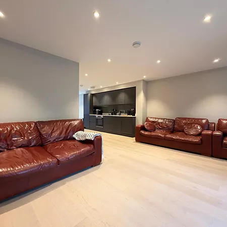 The Ironworks Apartment, 3 Bed