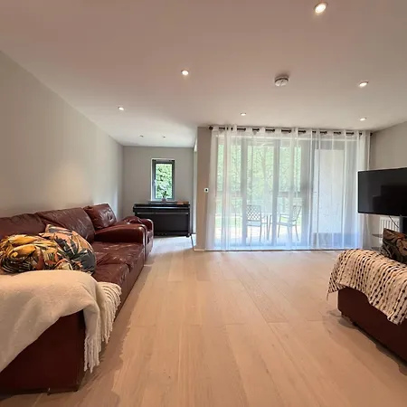 The Ironworks Apartment, 3 Bed Appartamento Backbarrow